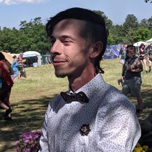 Meet your Posher, Curtis